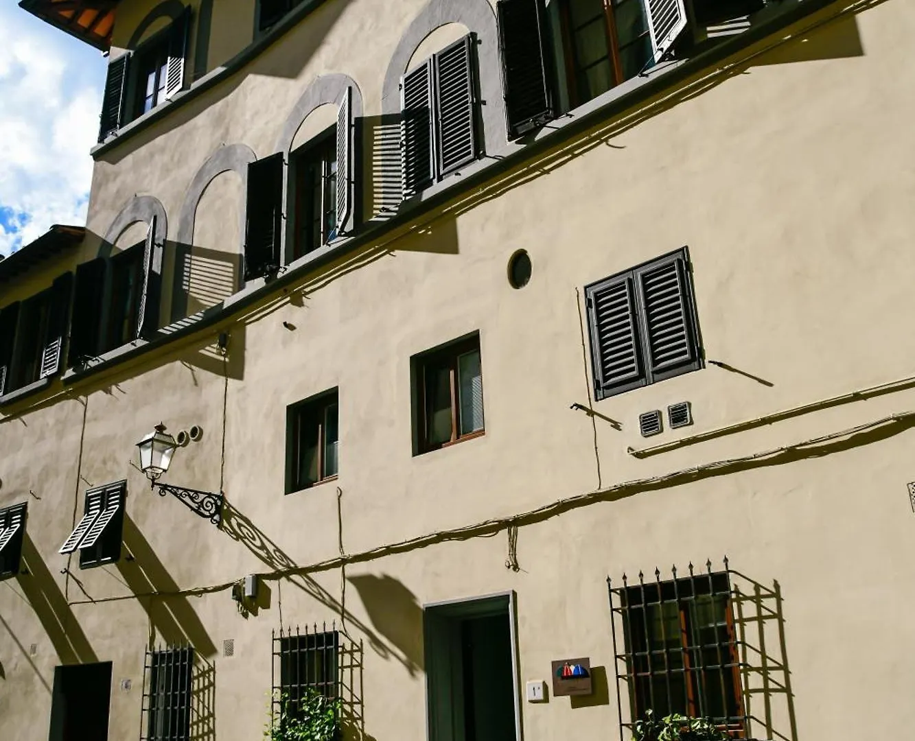Casa S A F E R Apartment Florence Italy