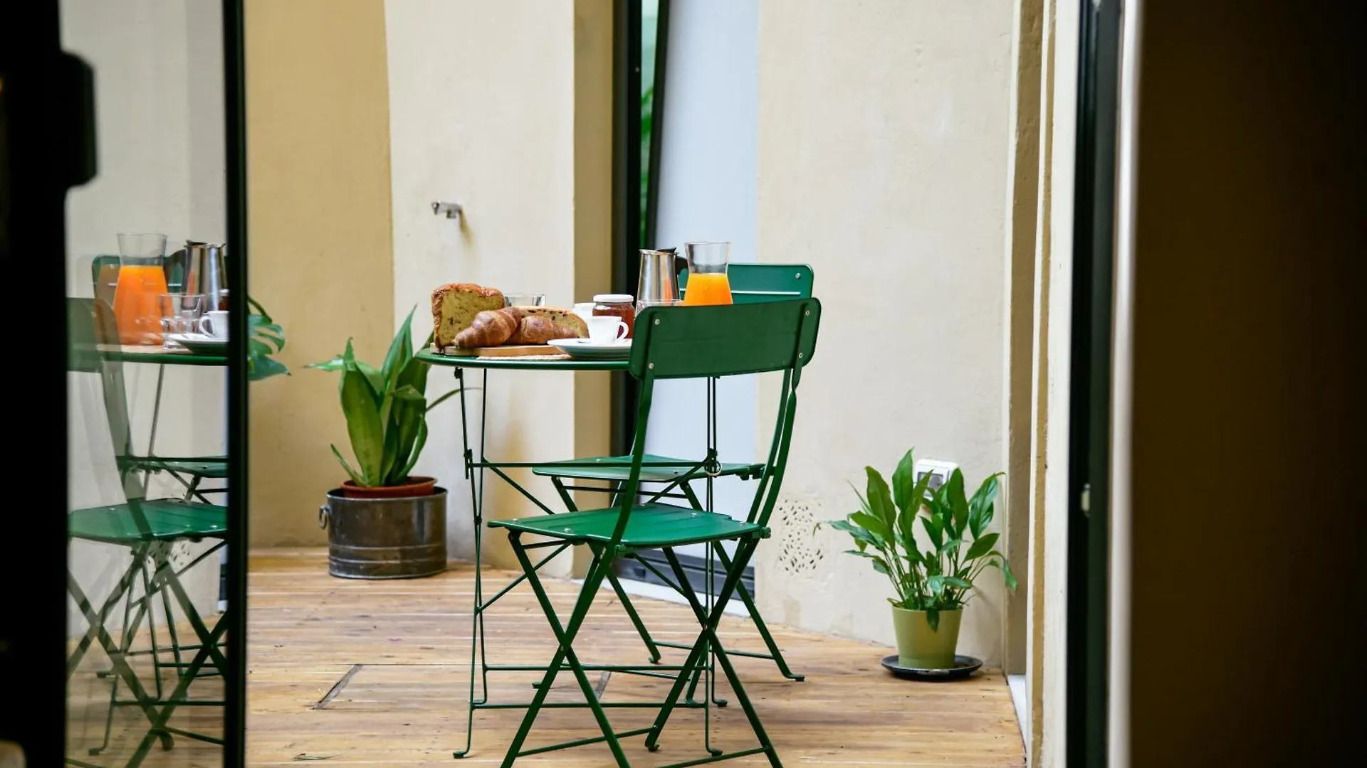 Casa S A F E R Apartment Florence Italy